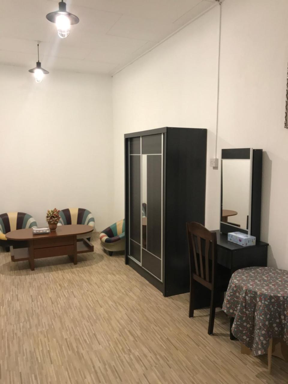 Le Paris Homestay Tawau Exteriör bild