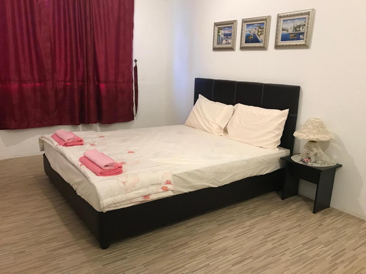 Le Paris Homestay Tawau Exteriör bild